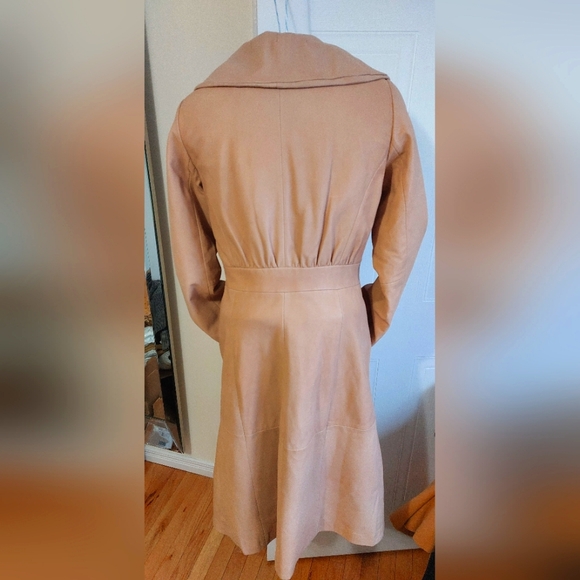 Margaret Godfrey Maxi Butter Cream Leather Jacket - Small - Like New - Picture 5 of 8